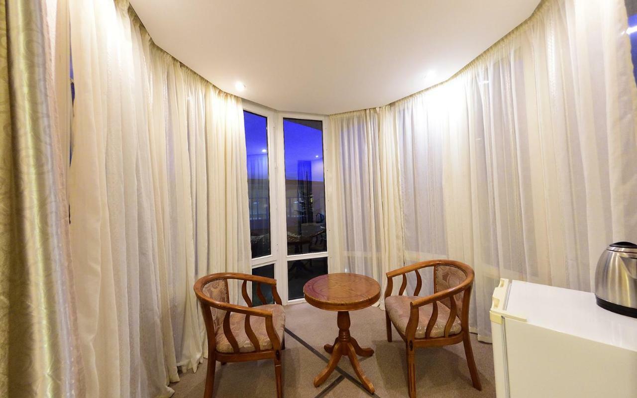 Zlata Inn Tamchy エクステリア 写真